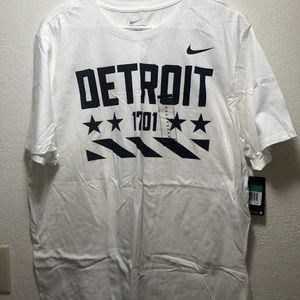 Detroit 1701 Nike White Tshirt XL